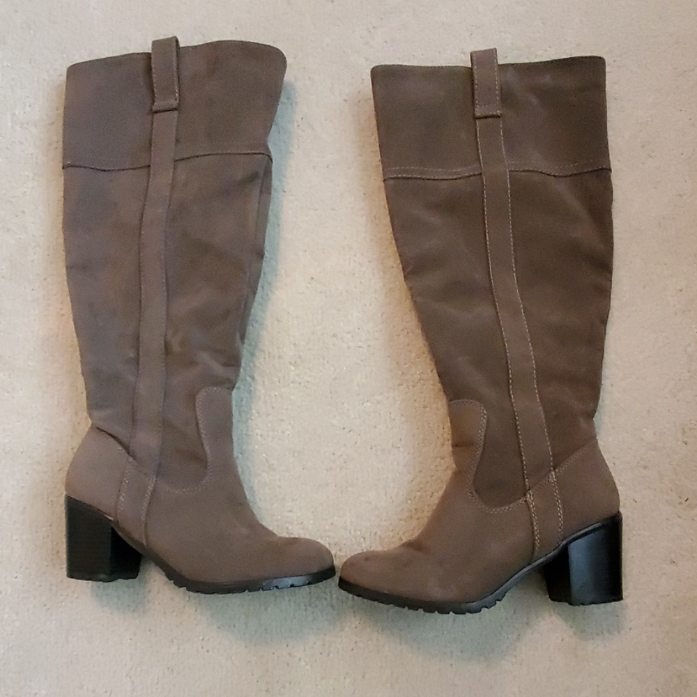 Women's Tall Brown Suede Block Heel Boots